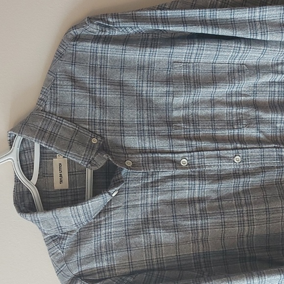 Mens flannel button down - Picture 2 of 4